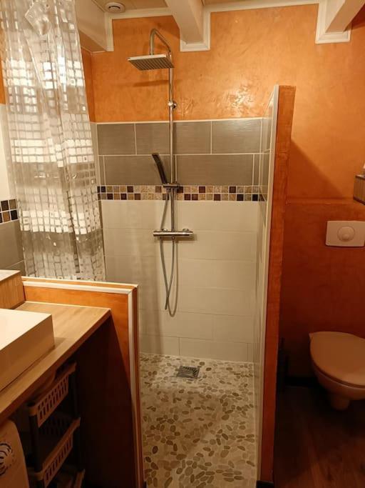 Le St Guilhem Appartement *